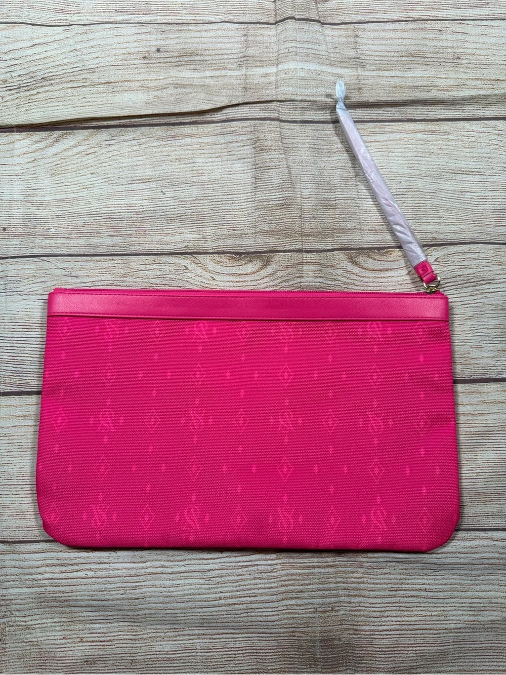 NWOT‎ Victoria's Secret Hot Pink Wristlet Cosmetic Pouch